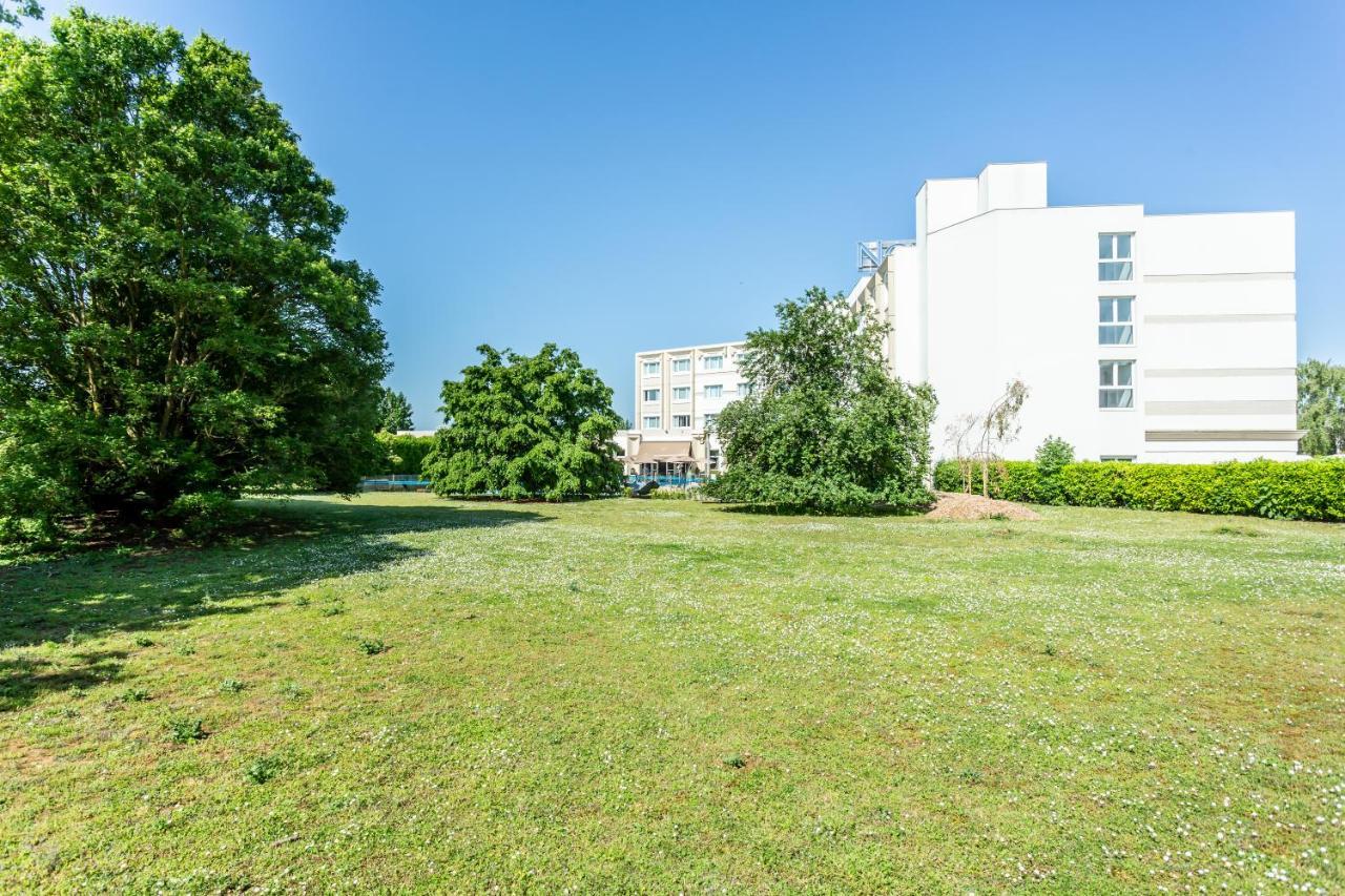 Novotel Bourges Exterior photo